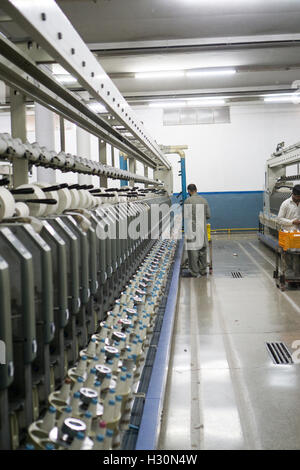 Les travailleurs de l'usine de coton Multan Pakistan Banque D'Images