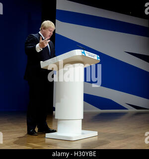 Conférence du parti conservateur le 02/10/2016 à Birmingham, Birmingham ICC. Les personnes sur la photo : Boris Johnson, secrétaire d'État aux Affaires étrangères et du Commonwealth, la conférence aborde le premier jour . Photo par Julie Edwards. Banque D'Images