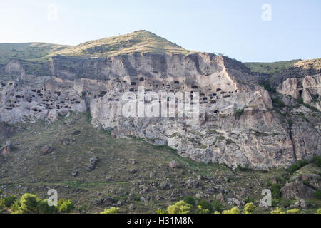 Image en couleur de certaines propriétés en Vardzia, Géorgie. Banque D'Images