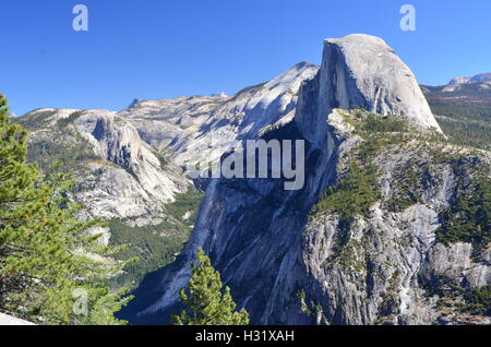 Demi Dôme à Yosemite National Park Banque D'Images