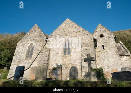 Église paroissiale de Saint,St Ismaël,au dessus,Rivière Towy Tywi, estuaire près de Ferryside, Carmarthenshire, Pays de Galles, Royaume-Uni Banque D'Images