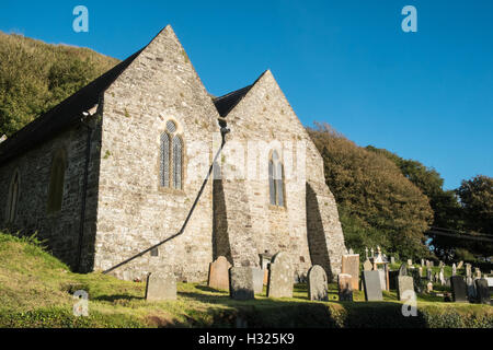 Église paroissiale de Saint,St Ismaël,au dessus,Rivière Towy Tywi, estuaire près de Ferryside, Carmarthenshire, Pays de Galles, Royaume-Uni Banque D'Images