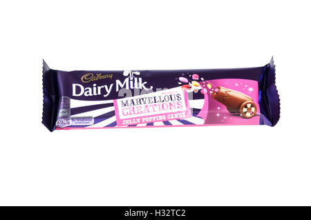 Un merveilleux Lait Cadbury Creations Jelly popping candy chocolat. Banque D'Images