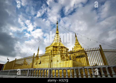 Wat Phra That Doi Koeng temple, temple de bouddha, Amphoe Doi Tao, la province de Chiang Mai Banque D'Images