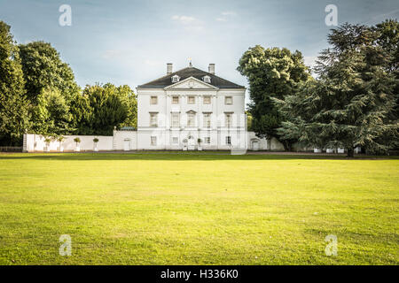 Façade de Marble Hill House à Marble Hill Park, Twickenham, Londres, Angleterre, Royaume-Uni Banque D'Images