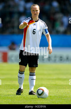 Marina Hegering, la FIFA U-20 Women's World Cup 2010, Groupe A, Allemagne - Costa Rica 4:2 dans le stade Ruhrstadion, Bochum Banque D'Images