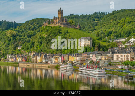 Château de Reichsburg Cochem,, Rheinland-pfalz, Allemagne Banque D'Images