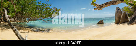 Belle plage tropicale Seychelles Anse Source d'argent à l'île de La Digue Banque D'Images