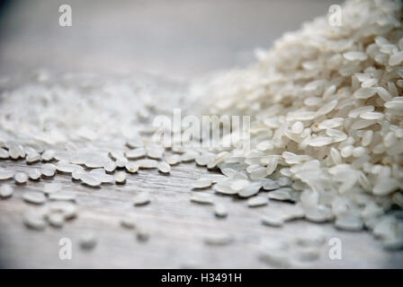 Le riz blanc et les grains de riz Banque D'Images