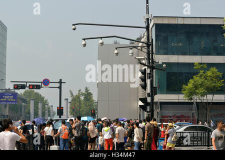 Les caméras de vidéosurveillance de HIKVISION sont vus à Hangzhou, province de Zhejiang, Chine. Banque D'Images