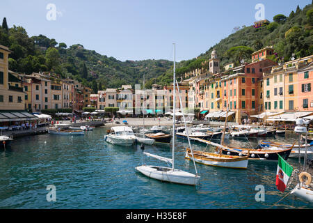 Bateau de port de Portofino, Genova (Gênes), ligurie, italie Banque D'Images