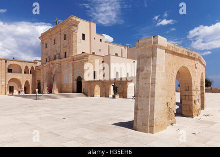 San Maria de finibus terrae église de pèlerinage, Santa Maria di Leuca, péninsule Salentine, province de Lecce, Pouilles, Italie Banque D'Images