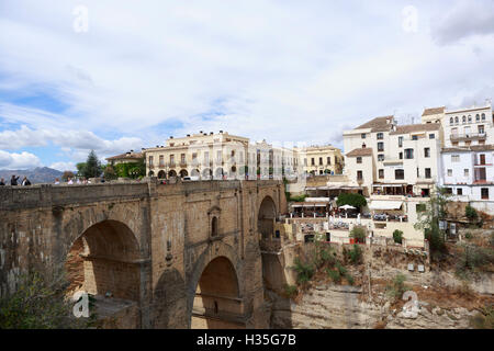 L'Andalousie, espagne. Une vue générale de Ronda's Cliff à Malaga. Pako Mera Banque D'Images