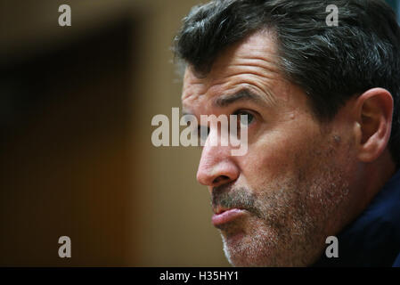 République d'Irlande l'entraîneur adjoint, Roy Keane lors de la conférence de presse l'initiative Centre de formation national, Dublin. Banque D'Images