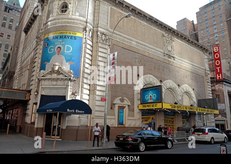 Le stand Broadway Theatre montrant Sean Hayes dans 'un acte de Dieu', West 45th Street, Manhattan, New York, United States. Banque D'Images