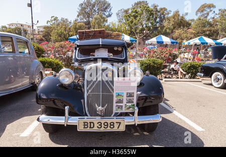 Ce noir 1954 Citroen Traction Avant a été conduit en Afrique du Sud et le Botswana pour 20 ans Banque D'Images