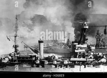 Naufrage de la flotte française à Mers el Kebir, - - 1940 Banque D'Images