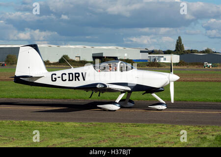 Van's RV-9A à Wellesbourne Airfield, Warwickshire, UK (G-CDRV) Banque D'Images