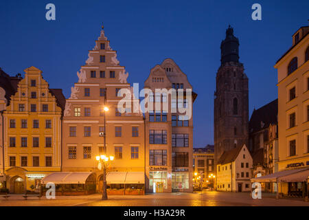 Place de la vieille ville de Wroclaw, Pologne, avant l'aube. Banque D'Images