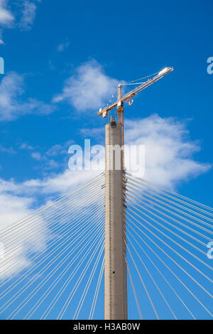 Détail de la tour centrale au cours de la construction du nouveau passage Queensferry près d'Édimbourg. Banque D'Images