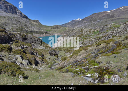 Lac des Gloriettes dans les Pyrénées françaises Banque D'Images