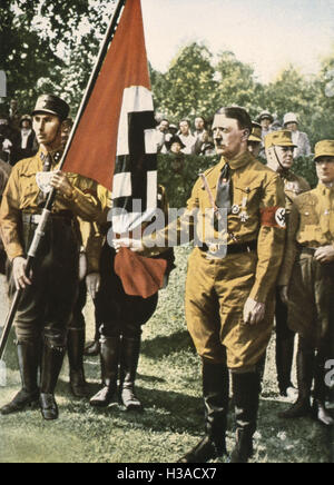 Adolf Hitler lors de la congrès du parti nazi à Nuremberg, 1927 Banque D'Images