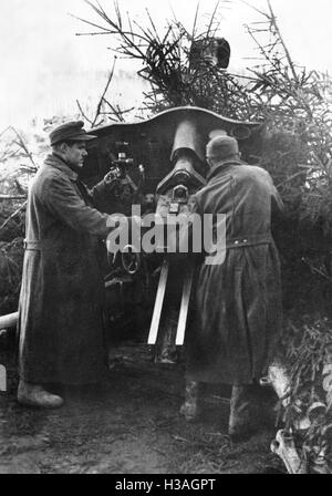 L'artillerie de la Waffen SS en Courlande, Brueckenkopf 1945 Banque D'Images