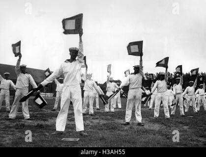 La formation à l'École du renseignement naval dans Muerwik, 1935 Banque D'Images