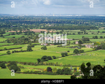 Vue sur la campagne du Cheshire de Beeston Castle Banque D'Images