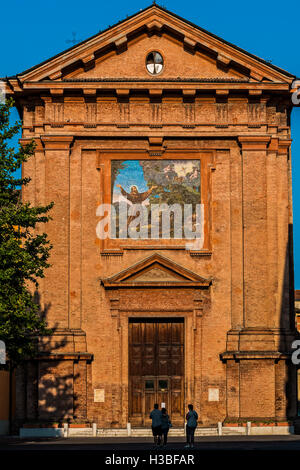 Italie Emilie Romagne Reggio nell'Emilia Piazza dei TEATRI - Piazza della Vittoria Eglise de Saint Francesco, maintenant Civic Museum Banque D'Images