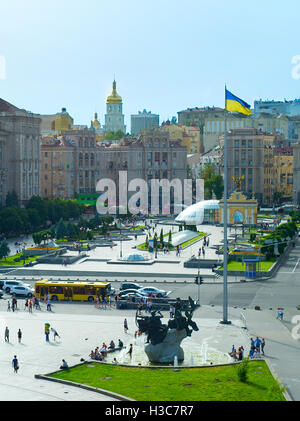 Vue de la place Maidan Nezalezhnosti dans la journée. Kiev, Ukraine Banque D'Images