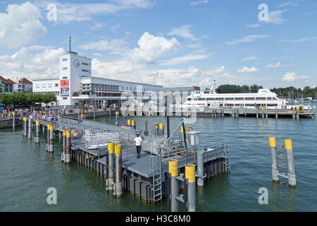 Port, Friedrichshafen, le lac de Constance, Bade-Wurtemberg, Allemagne Banque D'Images