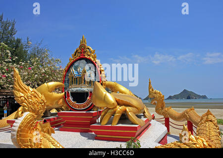 Sculpture du crabe à Khao Sam Roi Yot NP Banque D'Images