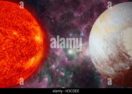 Système solaire - Pluton. C'est une planète naine de la ceinture de Kuiper, un anneau d'organes au-delà de Neptune. Banque D'Images