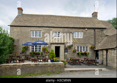 Le Wheatsheaf Arms un public house à Malmesbury, Wiltshire, Royaume-Uni Banque D'Images