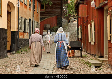 La représentation des scènes de la vie quotidienne des 'vieux' de la Suède en plein air Skansen, l'île de Djurgarden, Stockholm, Suède Banque D'Images