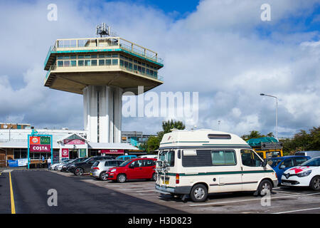 Pennine Tower à Lancaster service autoroutier sur la M6 dans le Lancashire UK Banque D'Images