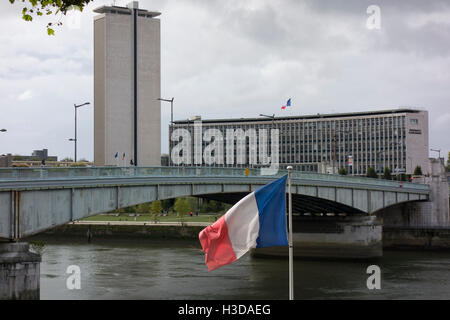 Département bâtiment administratif et le pont Boieldieu, Rouen, Normandie Banque D'Images