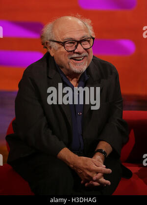 Danny DeVito pendant le tournage de The Graham Norton Show à la London Studios à Londres, pour être diffusé sur BBC1 le vendredi soir. Banque D'Images