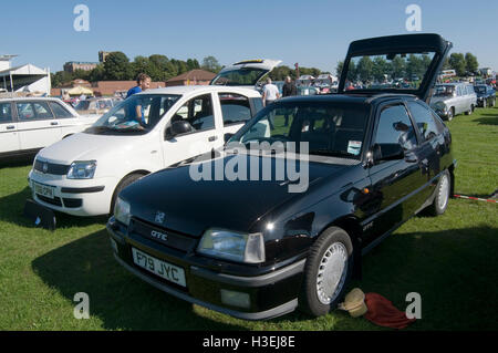 Vauxhall Astra gte escort bicorps éclosent les écoutilles Banque D'Images