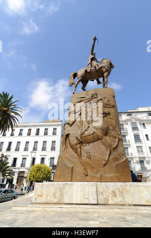 Monument ou l'Émir Abdelkader Abdelkader El Djezairi algérien était Sharif religieuse et militaire chef qui a fait lutte contre fr Banque D'Images