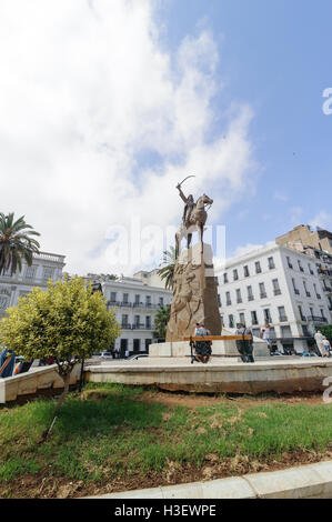 Monument ou l'Émir Abdelkader Abdelkader El Djezairi algérien était Sharif religieuse et militaire chef qui a fait lutte contre fr Banque D'Images