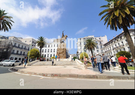 Monument ou l'Émir Abdelkader Abdelkader El Djezairi algérien était Sharif religieuse et militaire chef qui a fait lutte contre fr Banque D'Images