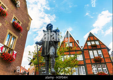 Statue de Kiepenkerl 1896 dans la vieille ville de Münster, Allemagne Banque D'Images