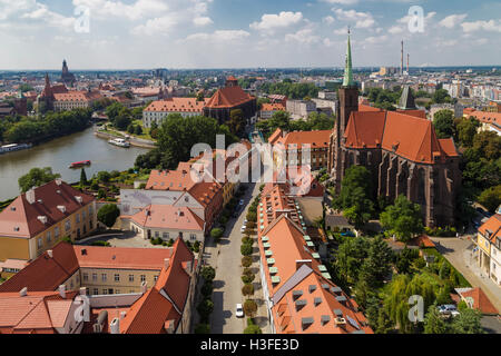 Vue sur l'île Tumski de hauteur. Wroclaw. Pologne Banque D'Images