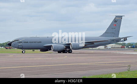 KC-135R Stratotanker (62-3567) de l'air turque arrive 2016 RIAT 7Jul2016 requête arp Banque D'Images