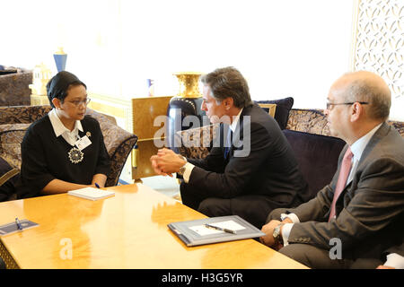 Sous-secrétaire d'État Antony Blinken rencontre le ministre indonésien des affaires étrangères Retno Marsudi à New York City, New York le 20 septembre 2016. Banque D'Images