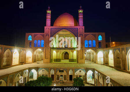 Iran, Ispahan province, Kashan Ville, mosquée du vendredi Banque D'Images