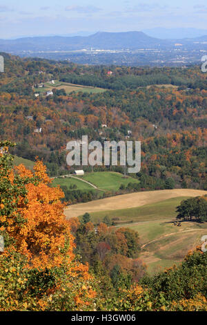 Fall landscape in Blue Ridge Mountains, Virginia Banque D'Images