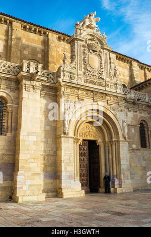 Basilique de San Isidoro de León - Espagne Banque D'Images